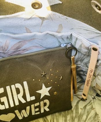 girl power, cabas, cabas-toile-militaire, fait-main, sac, upcycling, pompon,